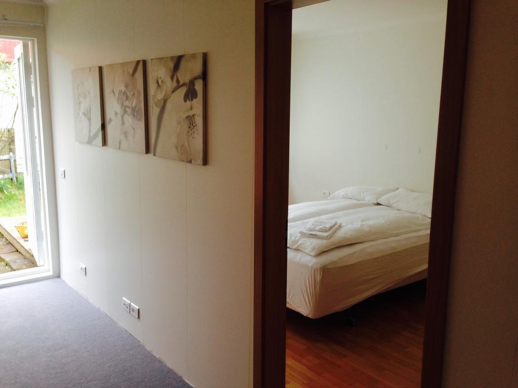 Guesthouse Marina Travel เฮิฟน์ ภายนอก รูปภาพ